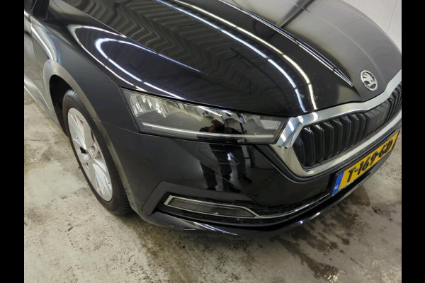 Škoda Octavia Combi 1.0 e-TSI Business Edition Plus Airco ECC Navi Carplay Trekhaak Virtual Cockpit PDC VA+ Camera Adaptive Cruise Control