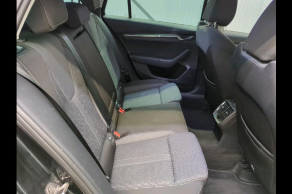 Škoda Octavia Combi 1.0 e-TSI Business Edition Plus Airco ECC Navi Carplay Trekhaak Virtual Cockpit PDC VA+ Camera Adaptive Cruise Control