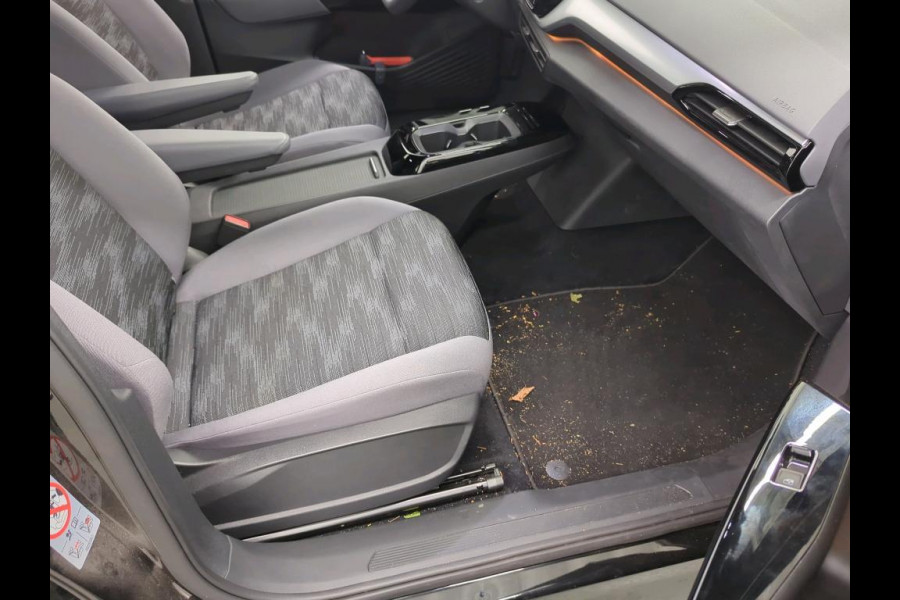 Volkswagen ID.4 Pro 77 kWh Airco ECC Navi Carplay Adaptive Cruise Control PDC VA 19" LM Velgen Ambiente verlichting