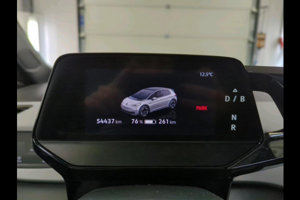 Volkswagen ID.3 Pro Edition 58 kWh Airco ECC Navi Carplay PDC VA + Camera Adaptive Cruise Control Full LED Stoel/Stuurverwarming Alcantara bekleding