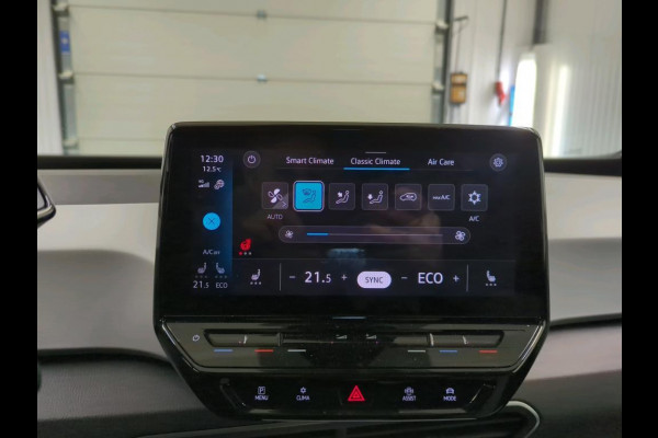 Volkswagen ID.3 Pro Edition 58 kWh Airco ECC Navi Carplay PDC VA + Camera Adaptive Cruise Control Full LED Stoel/Stuurverwarming Alcantara bekleding