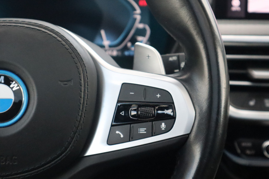 BMW X3 xDrive30e High Executive Pano / 360 cam / Elec stoelen / Trekhaak /