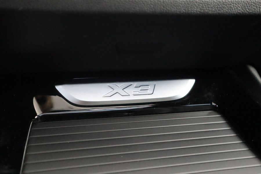 BMW X3 xDrive30e High Executive Pano / 360 cam / Elec stoelen / Trekhaak /