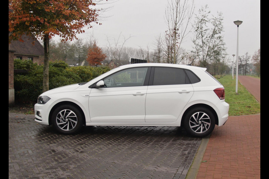 Volkswagen Polo 1.0 JOIN | Cruise Control | Parkeersensoren | Stoelverwarming | Navigatie |