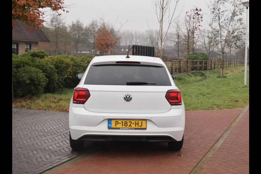Volkswagen Polo 1.0 JOIN | Cruise Control | Parkeersensoren | Stoelverwarming | Navigatie |