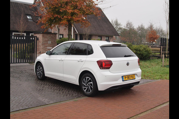 Volkswagen Polo 1.0 JOIN | Cruise Control | Parkeersensoren | Stoelverwarming | Navigatie |