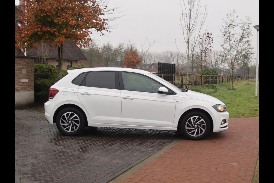 Volkswagen Polo 1.0 JOIN | Cruise Control | Parkeersensoren | Stoelverwarming | Navigatie |