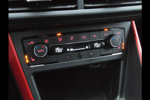 Volkswagen Polo 1.0 JOIN | Cruise Control | Parkeersensoren | Stoelverwarming | Navigatie |