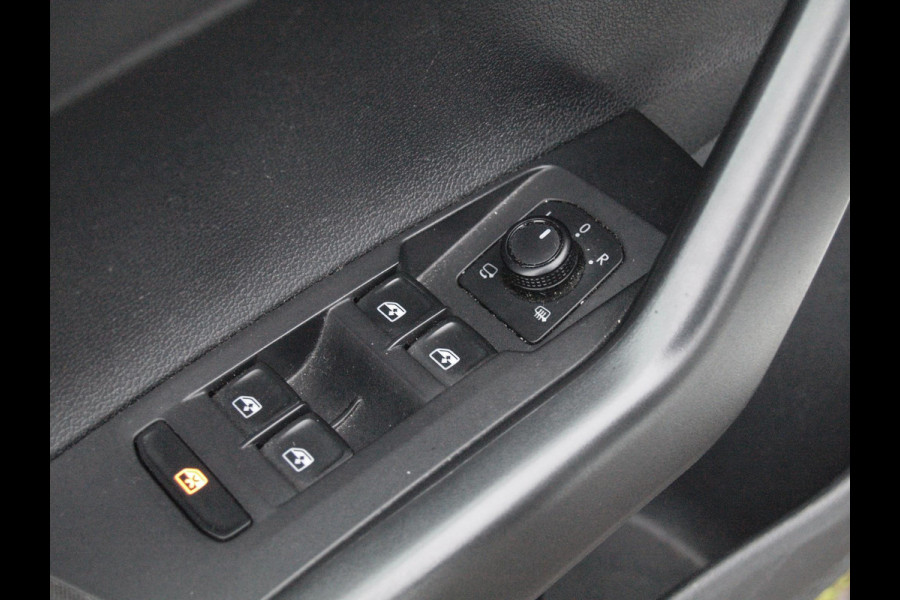 Volkswagen Polo 1.0 JOIN | Cruise Control | Parkeersensoren | Stoelverwarming | Navigatie |