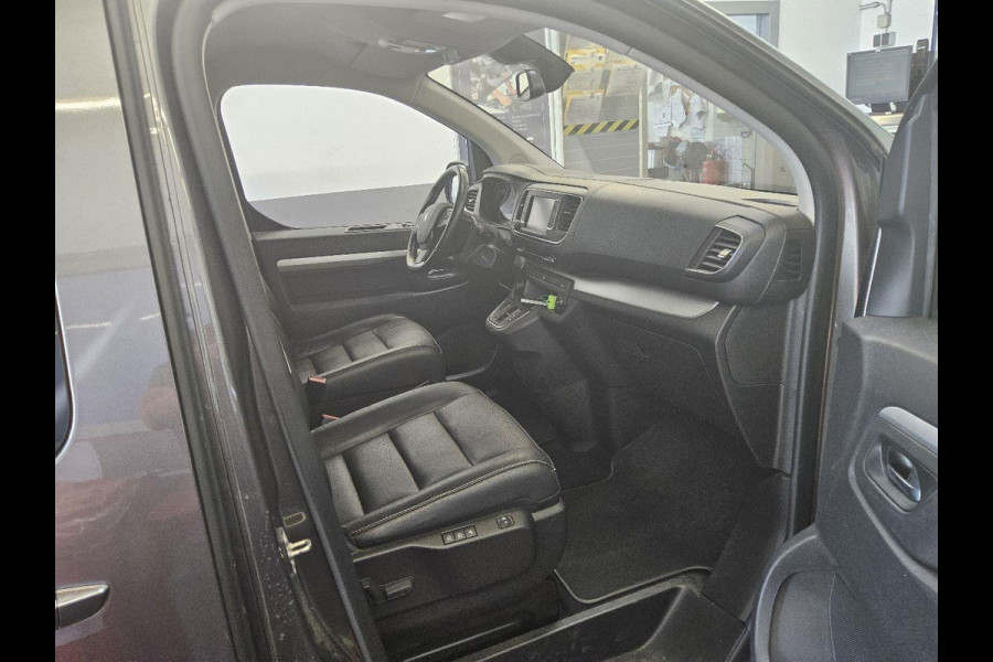 Peugeot e-Traveller Long (L3) 75 kWh Allure 136 Panorama Glasdak, bekleding leer, 8 zitplaatsen Wordt verwacht