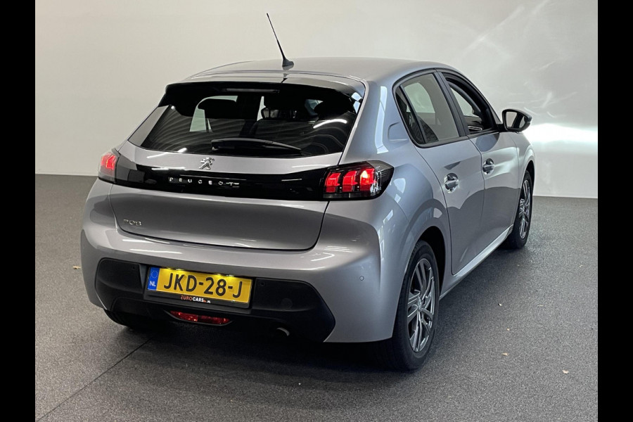 Peugeot 208 1.2 PureTech 100pk Active Pack | Navigatie | Apple Carplay/Android Auto | Parkeersensoren achter | Cruise Control | Airco | Lichtmetalen velgen