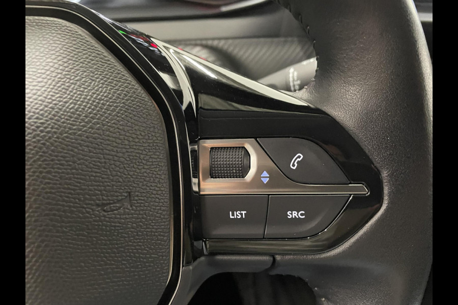 Peugeot 208 1.2 PureTech 100pk Active Pack | Navigatie | Apple Carplay/Android Auto | Parkeersensoren achter | Cruise Control | Airco | Lichtmetalen velgen