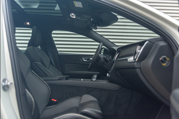 Volvo V60 B3 Aut. R-Design Stoelverwarming Leder Panoramadak 163pk