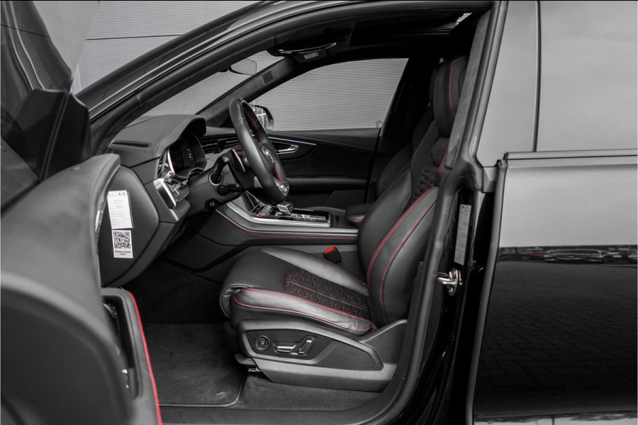 Audi Q8 4.0 TFSI RS Q8 Quattro Dynamic+ Keramisch Pano B&O Trekhaak Alcantara 23"