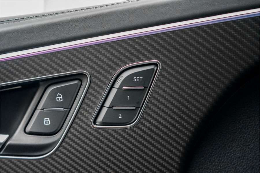 Audi Q8 4.0 TFSI RS Q8 Quattro Dynamic+ Keramisch Pano B&O Trekhaak Alcantara 23"