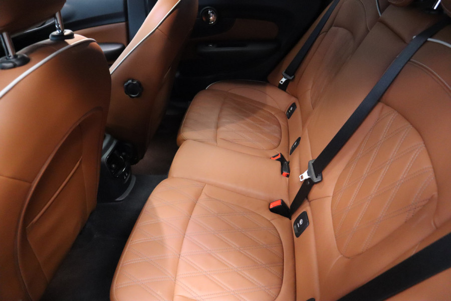 MINI Clubman 1.5 Cooper Business Edition Cruise/Climate panoramadak Navi Luxe Leder 24 maanden garantie mogelijk (*vraag naar de voorwaarden)