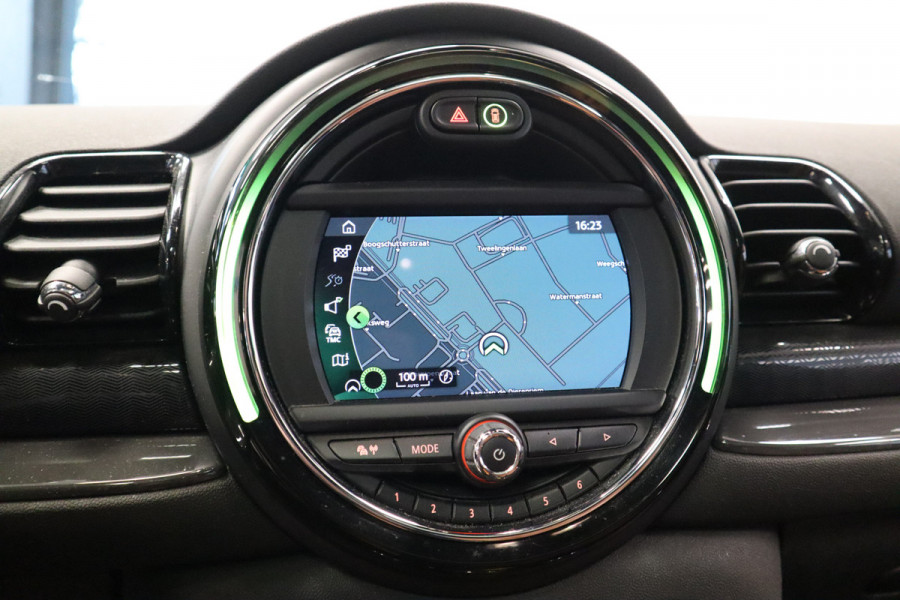 MINI Clubman 1.5 Cooper Business Edition Cruise/Climate panoramadak Navi Luxe Leder 24 maanden garantie mogelijk (*vraag naar de voorwaarden)