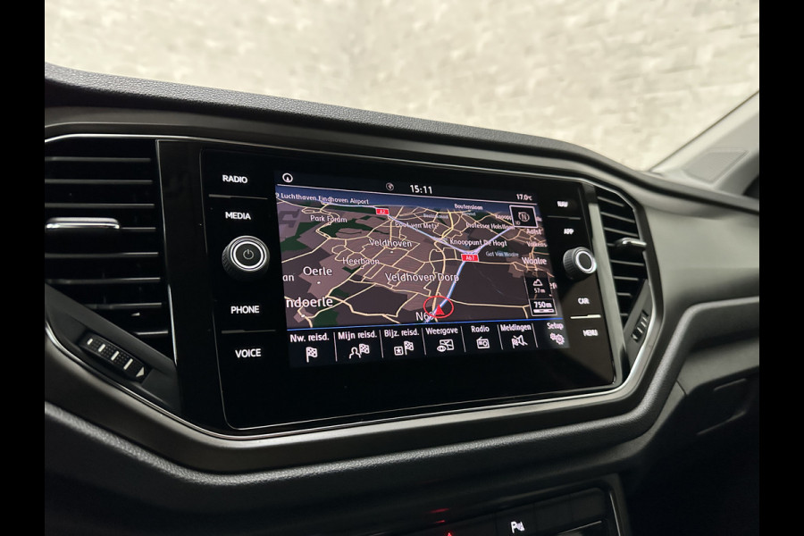 Volkswagen T-Roc 1.5 TSI 150pk DSG | ACC | Origineel NL | BOVAG Garantie | Trekhaak 1500kg | Camera | Lane Assist | Groot Navi | Carplay | Climat Getint Glas | 17'' | Adaptieve Cruise Control | Parkeercamera | Caravantrekker!