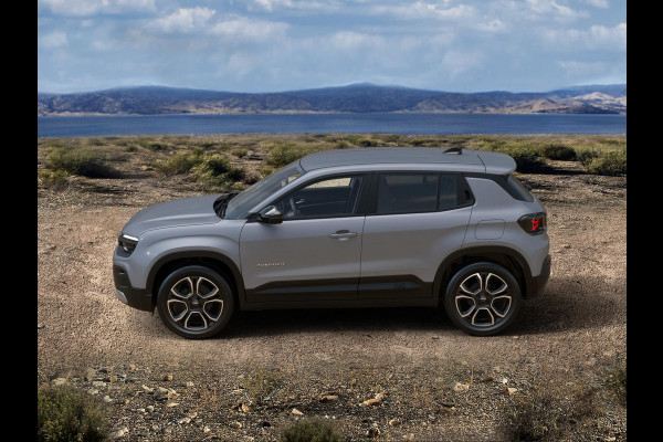 Jeep Avenger Summit 54 kWh | Infotainment&Convenience Pack & Warmtepomp | Winter Pack | Storm Grey