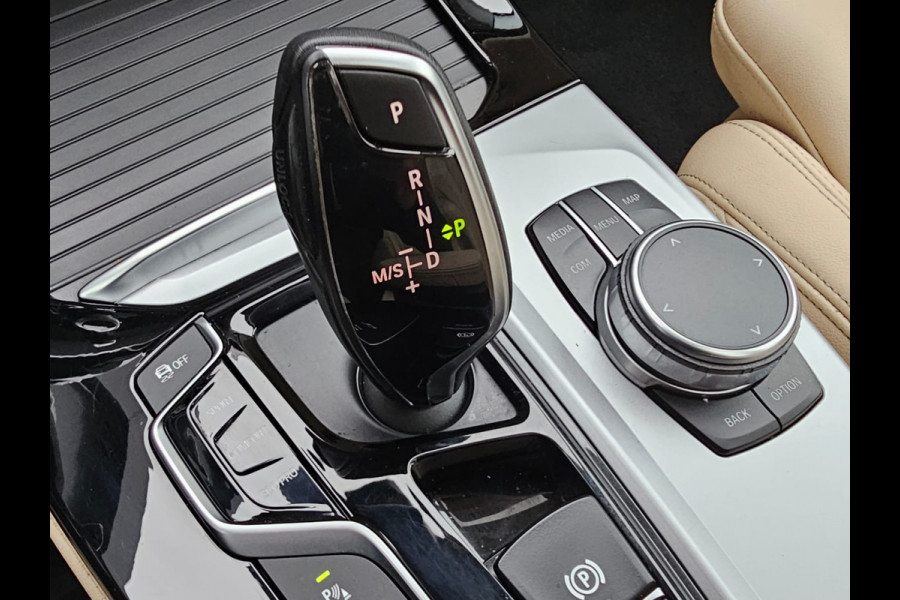 BMW X3 xDrive20i High Executive | Automaat | Pano | Leder | Elek. klep | Camera | LED | Stoelverwarming | Navi |