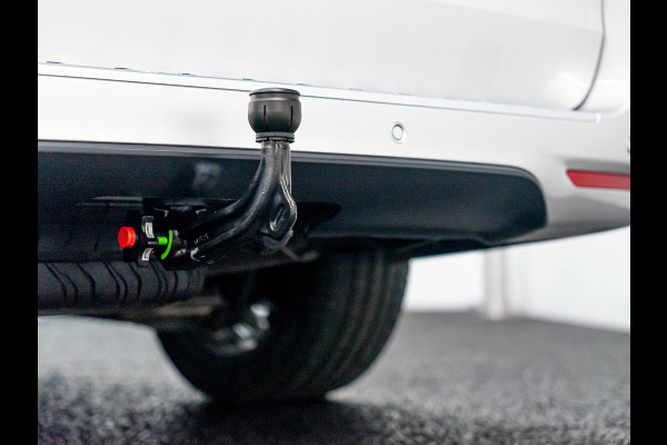 Mercedes-Benz V-Klasse V 300d 4MATIC DC AMG Line | 19 inch AMG | Compleet