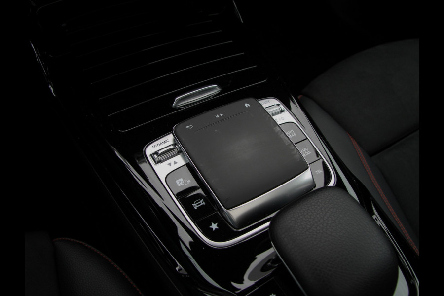 Mercedes-Benz A-Klasse A35 AMG 306pk 4MATIC | Pano | Burmester KOPIE 1 NIET verwijderen