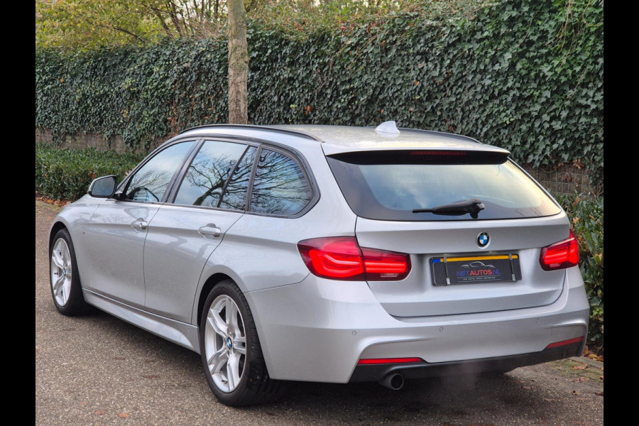 BMW 3 Serie Touring M Sport Apple CarPlay dig.dash Navi GR NAP NL 318i Edition M Sport Shadow Executive