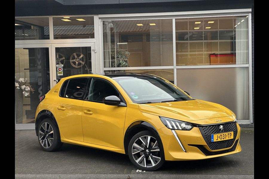 Peugeot 208 1.2 PureTech GT-Line CLIMA / CRUISE / PANO / 3D / CAMERA