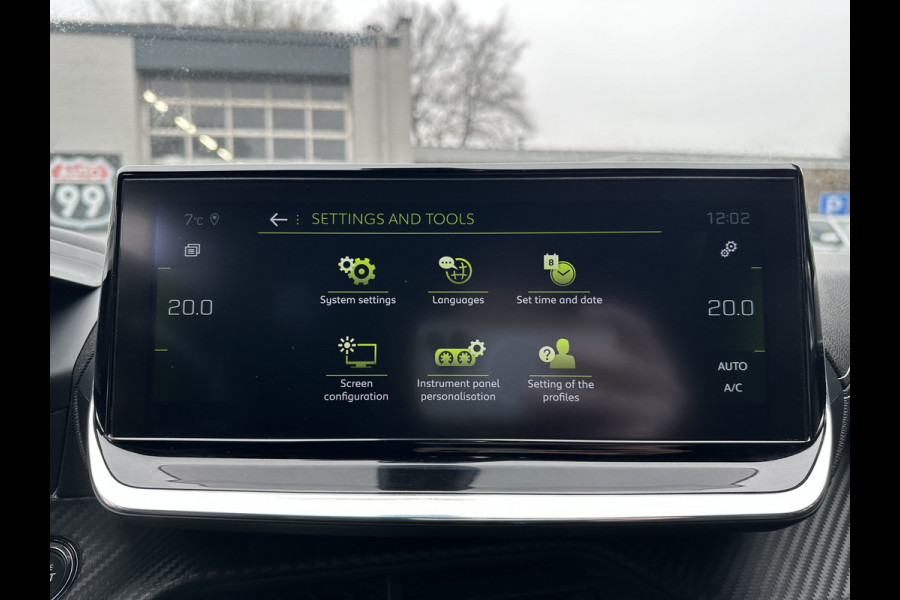 Peugeot 208 1.2 PureTech GT-Line CLIMA / CRUISE / PANO / 3D / CAMERA