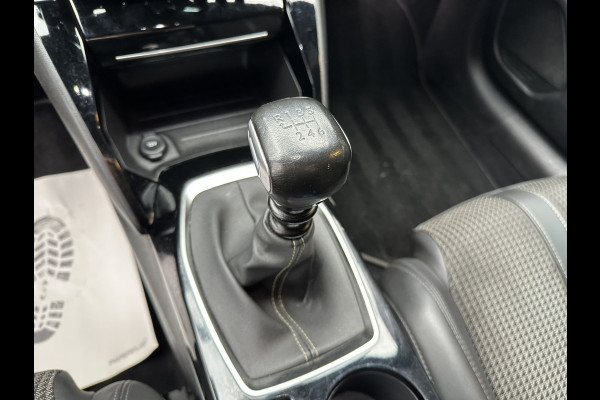 Peugeot 208 1.2 PureTech GT-Line CLIMA / CRUISE / PANO / 3D / CAMERA