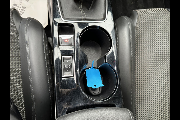 Peugeot 208 1.2 PureTech GT-Line CLIMA / CRUISE / PANO / 3D / CAMERA