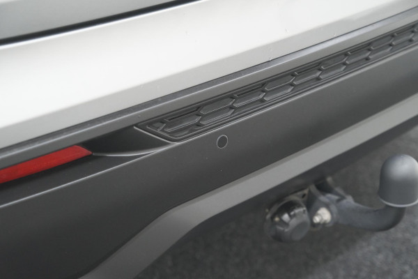 Nissan Juke 1.0 DIG-T Premiere Edition | Trekhaak | Camera | Apple Carplay | Parkeersensoren