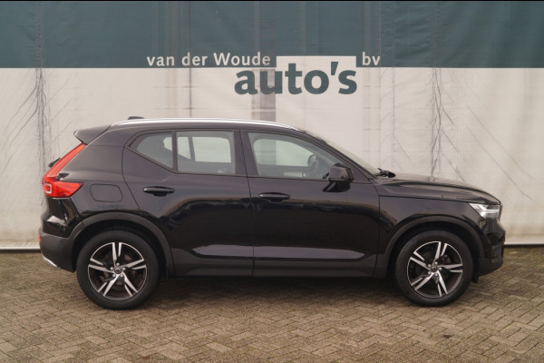 Volvo XC40 1.5 T3 163pk Automaat Business Pro -NAVI-ECC-CAM-
