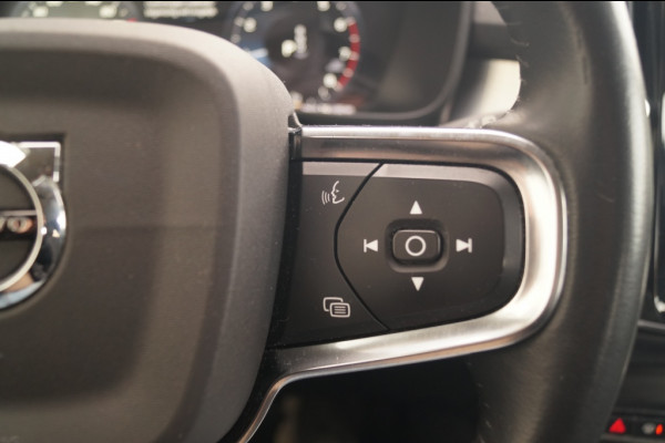 Volvo XC40 1.5 T3 163pk Automaat Business Pro -NAVI-ECC-CAM-