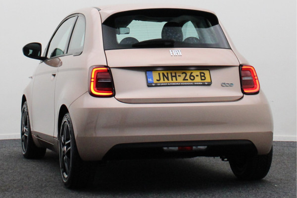 Fiat 500 Icon 42 kWh Climate, Cruise, Apple Carplay, DAB, Elektrisch Pakket, Rijstrooksensor, 16''