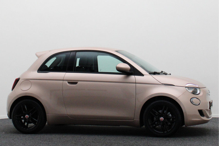 Fiat 500 Icon 42 kWh Climate, Cruise, Apple Carplay, DAB, Elektrisch Pakket, Rijstrooksensor, 16''
