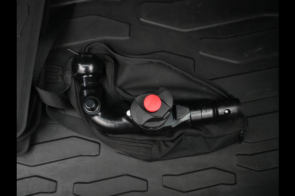 Volkswagen ID.3 First 58 kWh Trekhaak Navigatie Stoel/Stuurverwarming Carplay Acc Pdc Argon