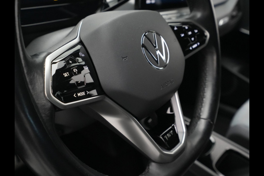 Volkswagen ID.3 First 58 kWh Trekhaak Navigatie Stoel/Stuurverwarming Carplay Acc Pdc Argon
