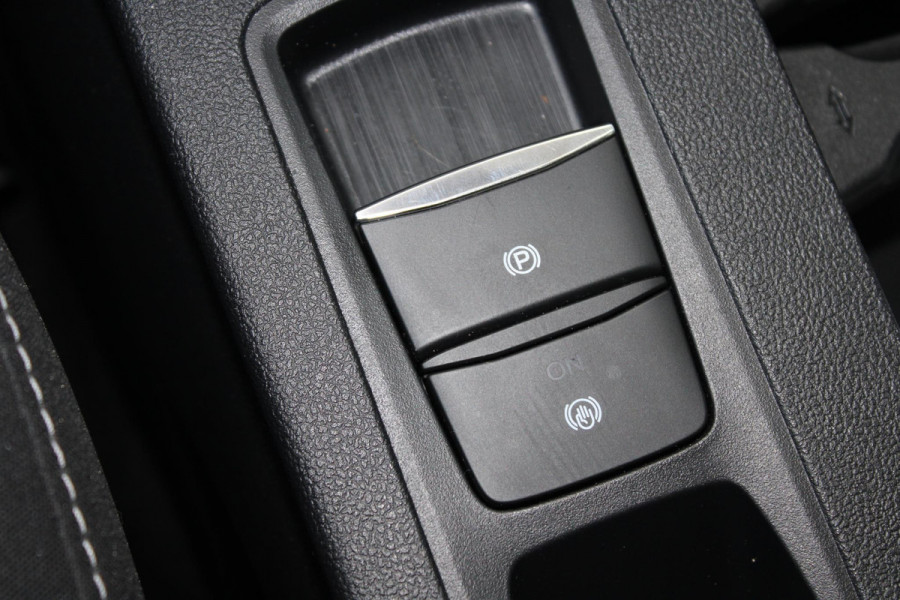 Ford Kuga 1.5 EcoBoost Titanium 150pk | Winter Pack | Navigatie | Camera | Cruise control