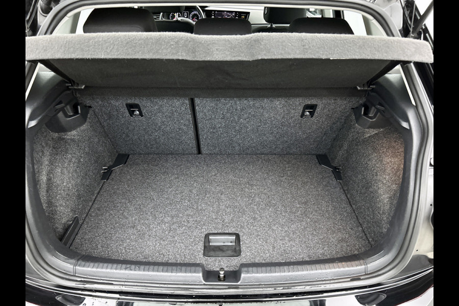 Volkswagen Polo 1.0 TSI Comfortline Business Automaat (NAVIGATIE, PARKEERSENSOREN, CARPLAY, 1e EIGENAAR, GOED ONDERHOUDEN)