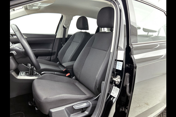 Volkswagen Polo 1.0 TSI Comfortline Business Automaat (NAVIGATIE, PARKEERSENSOREN, CARPLAY, 1e EIGENAAR, GOED ONDERHOUDEN)