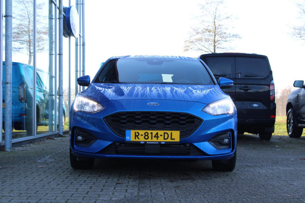 Ford Focus 1.0 EcoBoost ST Line Business | Trekhaak | Cruise Control | Navigatie | Camera | Airco | Lichtmetalen Velgen |