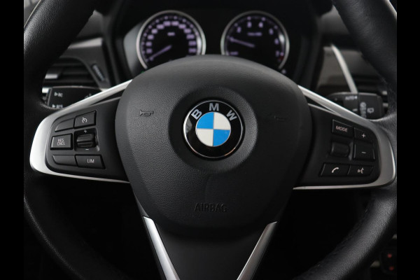 BMW 2 Serie Active Tourer 225xe iPerformance Luxury Line | Panoramadak | Leder  | Head-Up | Camera | Keyless | Navigatie | Park Assist | Adaptief LED | PHEV | Plug In