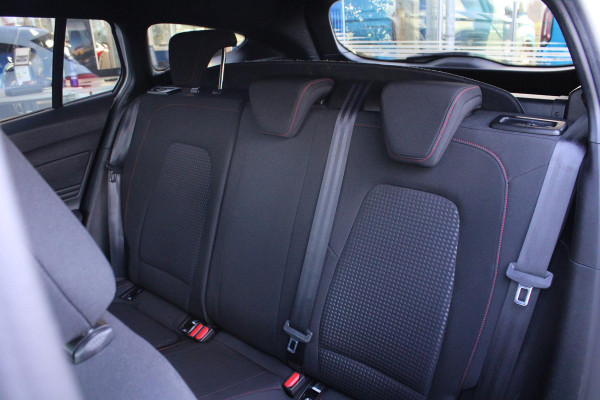 Ford FOCUS Wagon 1.5 EcoBoost ST Line Business | Stoel + Stuurverwarming | B&O Audio | Adaptive Cruise Control | Navigatie | BLIS | Parkeersensoren |