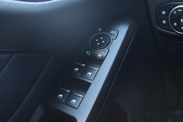 Ford FOCUS Wagon 1.5 EcoBoost ST Line Business | Stoel + Stuurverwarming | B&O Audio | Adaptive Cruise Control | Navigatie | BLIS | Parkeersensoren |