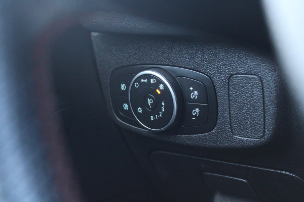 Ford FOCUS Wagon 1.5 EcoBoost ST Line Business | Stoel + Stuurverwarming | B&O Audio | Adaptive Cruise Control | Navigatie | BLIS | Parkeersensoren |