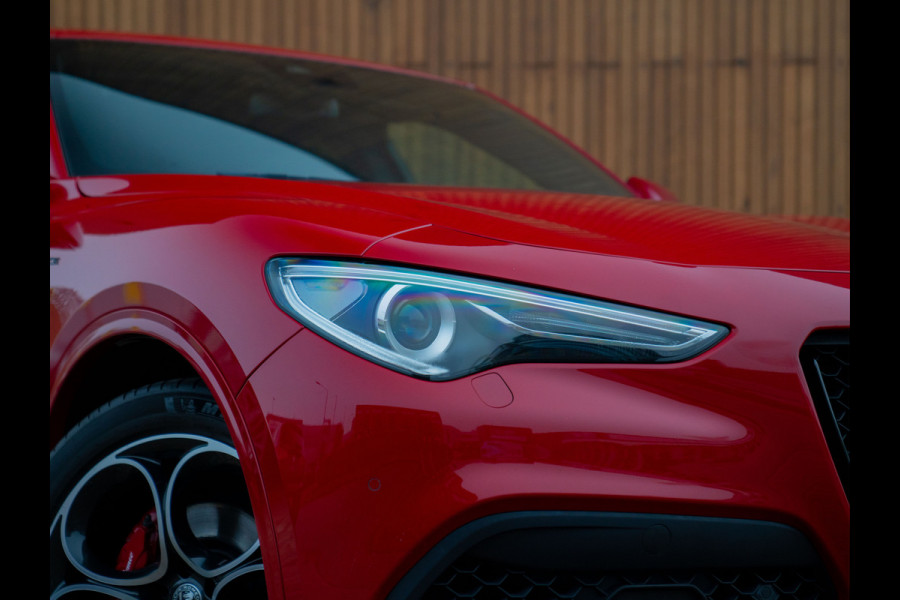 Alfa Romeo Stelvio 2.0T AWD Veloce 320pk | Harman/Kardon | Adapt. cruise | 20 inch