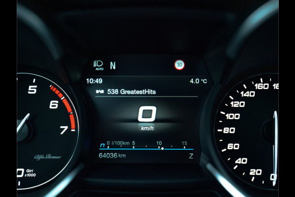 Alfa Romeo Stelvio 2.0T AWD Veloce 320pk | Harman/Kardon | Adapt. cruise | 20 inch