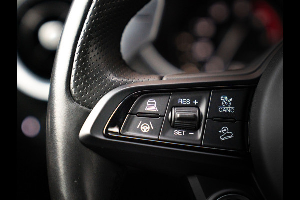 Alfa Romeo Stelvio 2.0T AWD Veloce 320pk | Harman/Kardon | Adapt. cruise | 20 inch