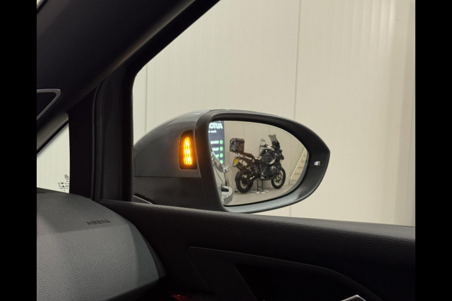 Volkswagen Golf 2.0 TSI GTI|PANO|KEYLESS|BLIND SPOT|HARMAN KARDON|BOMVOL